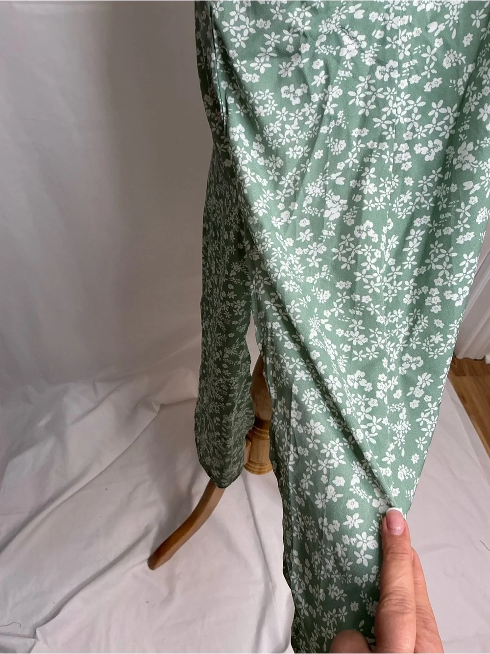 2216 - SHEIN Sage Green Floral Tie-Shoulder Midi Dress - Picture 6 of 7